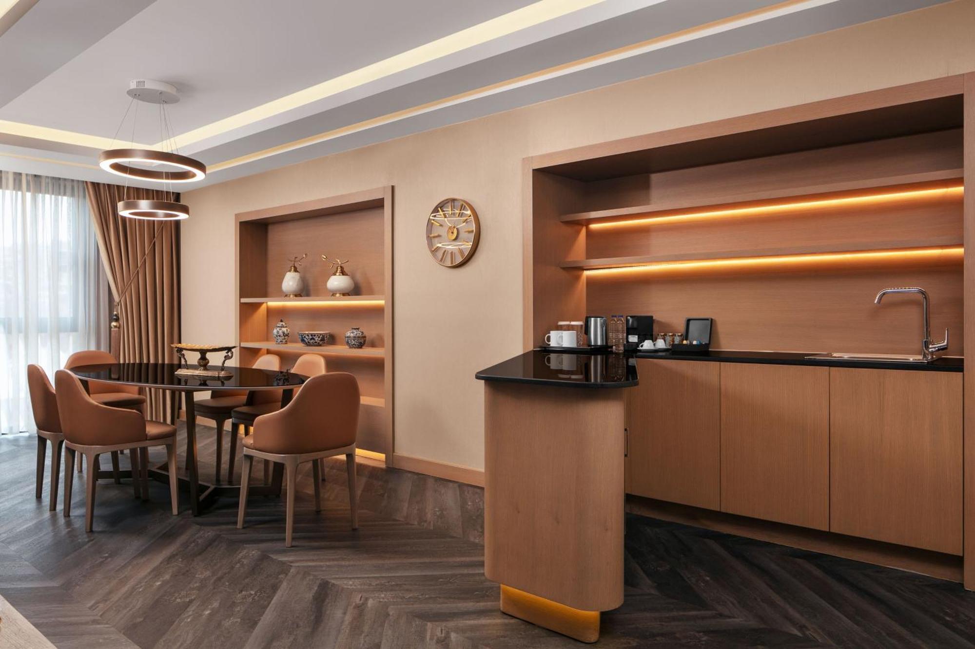 Sheraton Istanbul City Center Luaran gambar